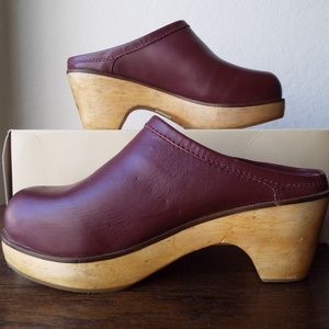 Clogs